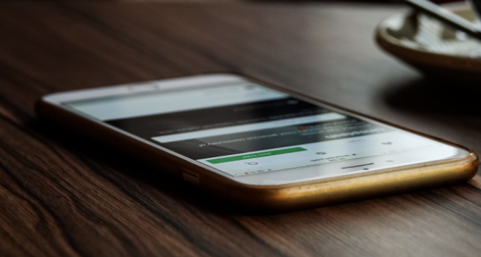 Black Friday 2023: nella scelta di un nuovo smartphone occorre tener presente anche i livelli di radiazioni