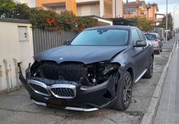 Banda di ladri di pezzi di ricambio. Auto cannibalizzate in diversi Comuni della Martesana
