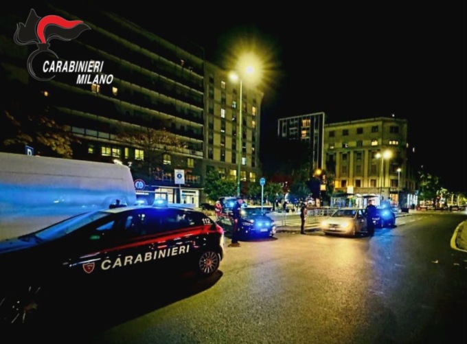 Pattuglione dei Carabinieri a Sesto San Giovanni: controlli, denunce e un arresto
