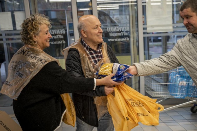 Colletta alimentare anche a Cassano, volontari pronti ad aiutare