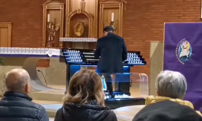 L’organo trasportabile più grande del mondo in concerto a Cassina