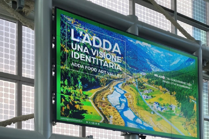 La mostra fotografica sul fiume Adda è di casa a Palazzo Lombardia