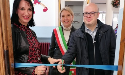 Taglio del nastro per la classe inclusiva: un'aula relax per ogni scuola di Pioltello