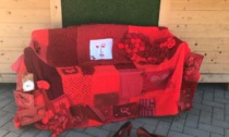 Settala, vandalizzata la panchina rossa contro la violenza sulle donne