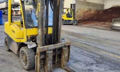 Infortunio sul lavoro: operaio investito da un carrello elevatore