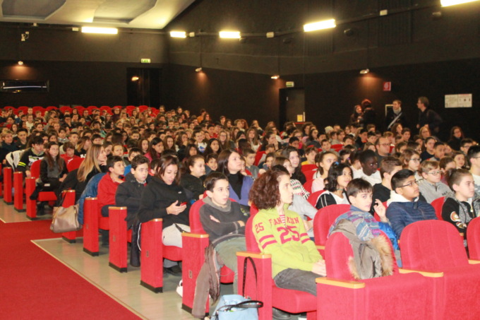 Il teatro Trivulzio di Melzo apre le porte a 1.500 studenti