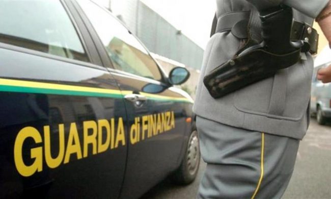 Sequestro da 46,8 milioni di euro alla Dhl: sfruttavano la manodopera