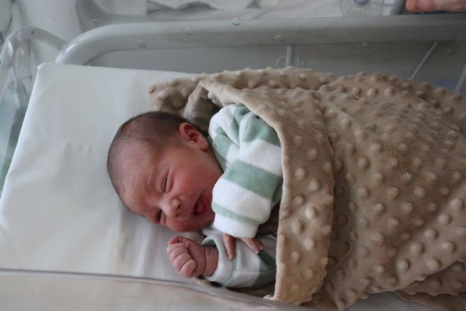 Gabriele, nato il 9 febbraio alle 14.25, peso 3,450 chili. Tanti auguri a mamma Maria Grazia e papà Daniele di Pozzuolo Martesana