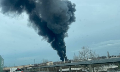 Incendio di Truccazzano, rinviate le partite di calcio del fine settimana nell'area interessata