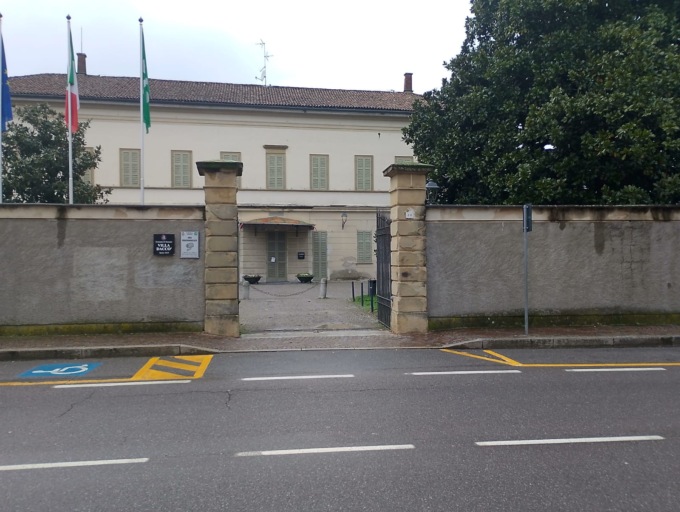 Villa Daccò a Gessate, iniziati i lavori per l’automazione del cancello principale