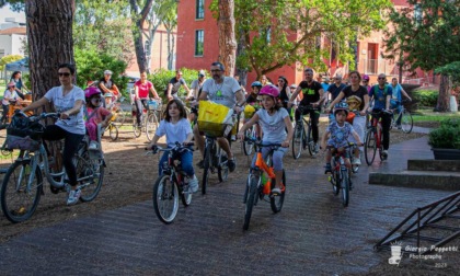 Una biciclettata insieme al mondo del volontariato e per la pace