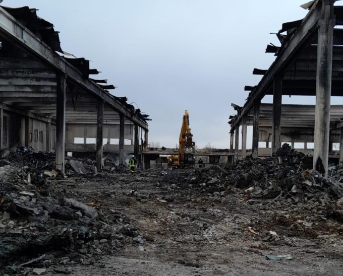 Incendio di Truccazzano, spenti gli ultimi focolai