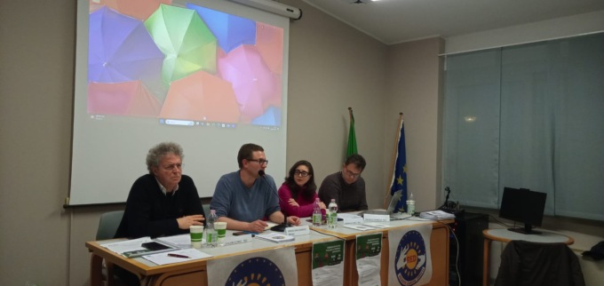 Un momento di riflessione sulla lotta contro la povertà tassando le ricchezze