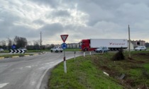 Guasto al camion sulla rotonda: traffico in tilt sulla SP13 tra Gorgonzola e Melzo