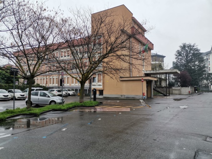 Il sindaco di Cernusco sul Naviglio: “Impossibile sfrattare o far pagare l’affitto all’Azienda sanitaria”