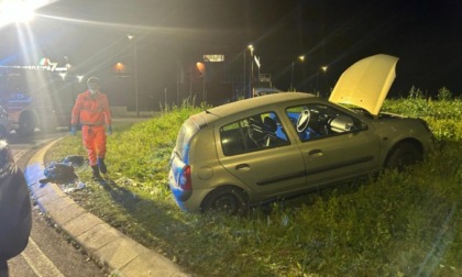 Esce di strada con la macchina, 68enne ricoverato in Rianimazione