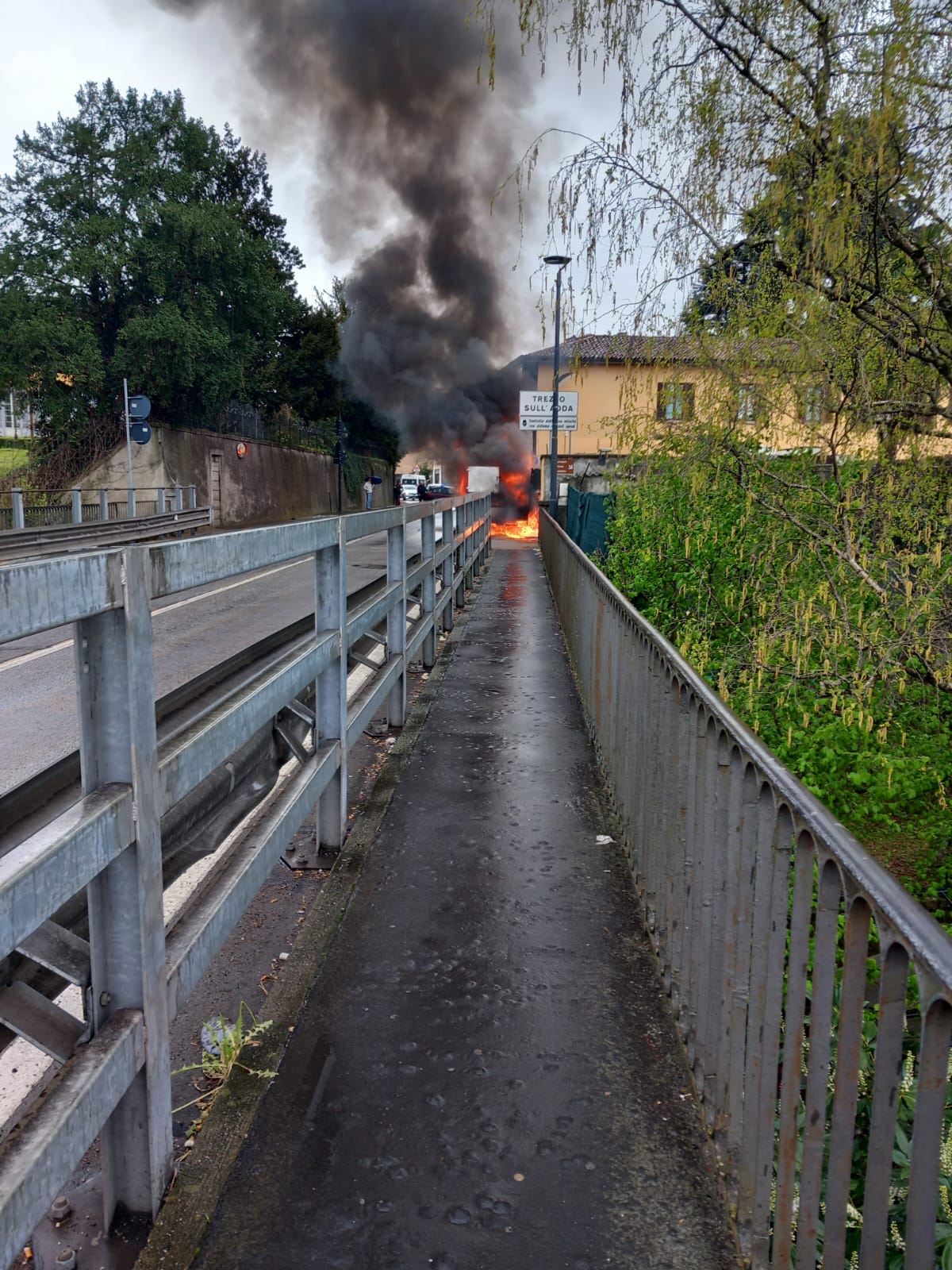 trezzo incendio