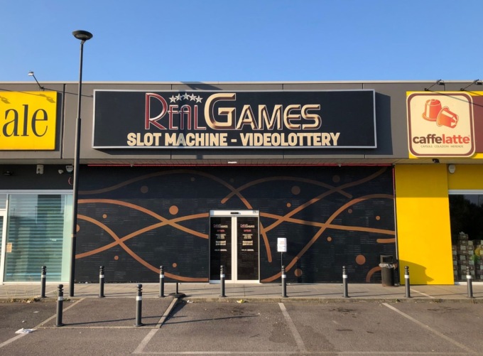 Trezzo: orari di chiusura, la sala slot porta il Comune davanti al Tar