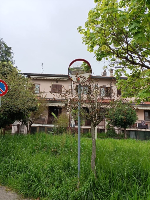 Bellinzago, installati due nuovi specchi parabolici e riparati quelli rotti