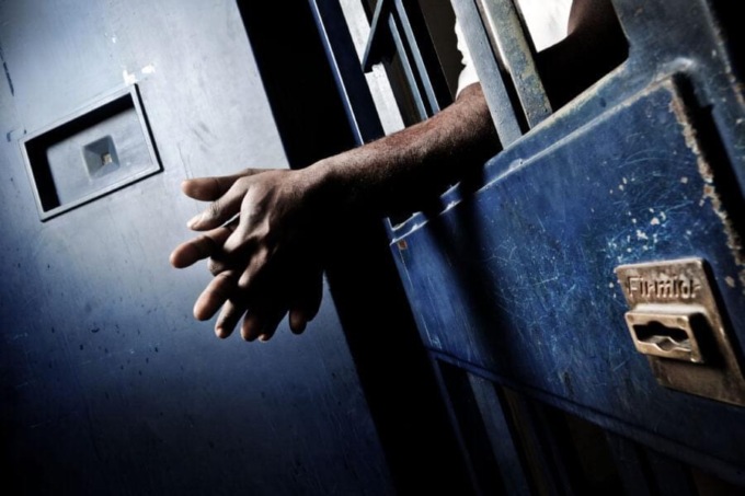 Carcere Beccaria di Milano, violenze e torture su detenuti minorenni: misure cautelari per 21 agenti