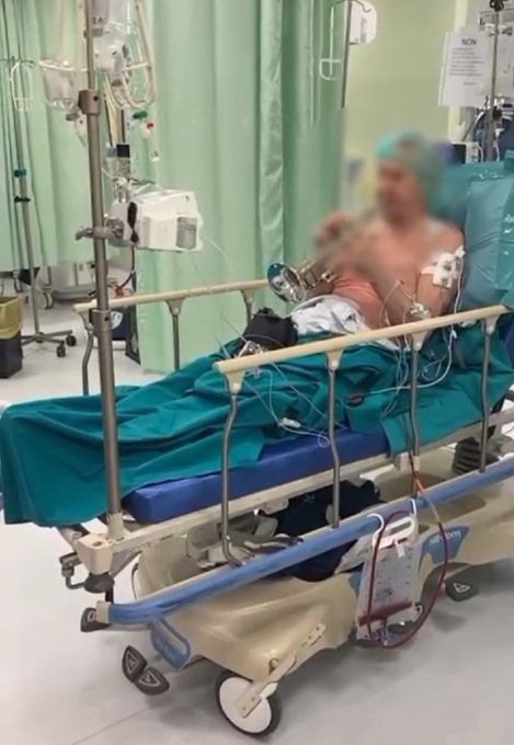 Ospedale di Vizzolo, il video dell’84enne che suona la tromba un’ora dopo il delicato intervento