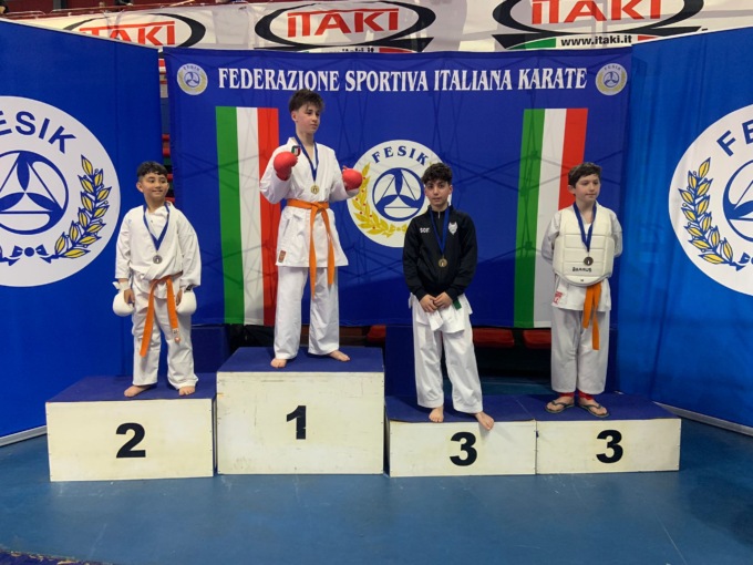 Prestazione sontuosa per Paolo Manunza: il giovane karateka di Vignate conquista il podio