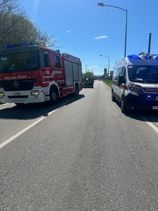 Brugherio, incidente in viale Lombardia: intervengono i Vigili del fuoco