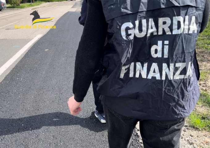 Truffe dell’asfalto che si sgretolava in pochi giorni, ma intanto loro erano già spariti…