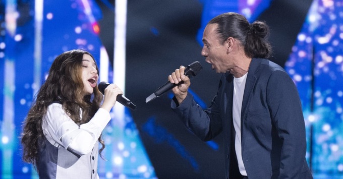 Papà e figlia conquistano Io Canto Family: a scoprirli l’accademia artistica di Vignate