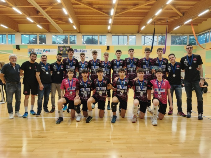 Il titolo lombardo U17 va al Vero Volley, Diavoli rosa medaglia d’argento