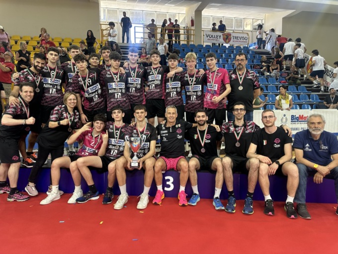 L’Under 17 Diavoli Power è bronzo d’Italia: ancora un podio nazionale!