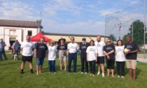 Una partita clero vs politici, per inaugurare il nuovo campo da beach dell'oratorio di Basiano