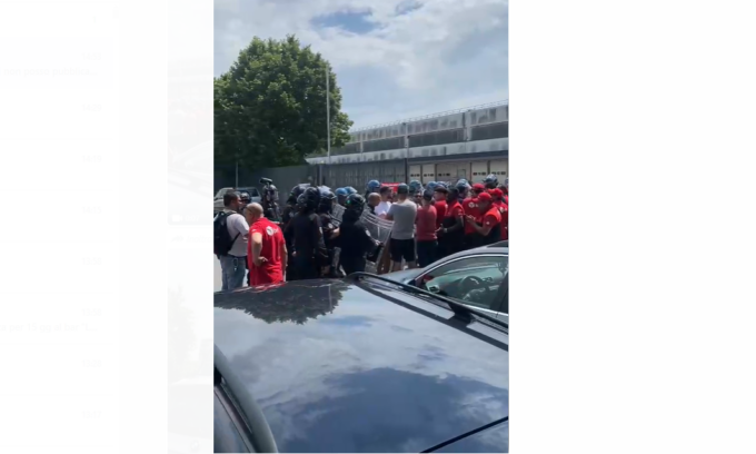 Protesta alla Brt di Liscate, Polizia e Carabinieri in assetto anti-sommossa