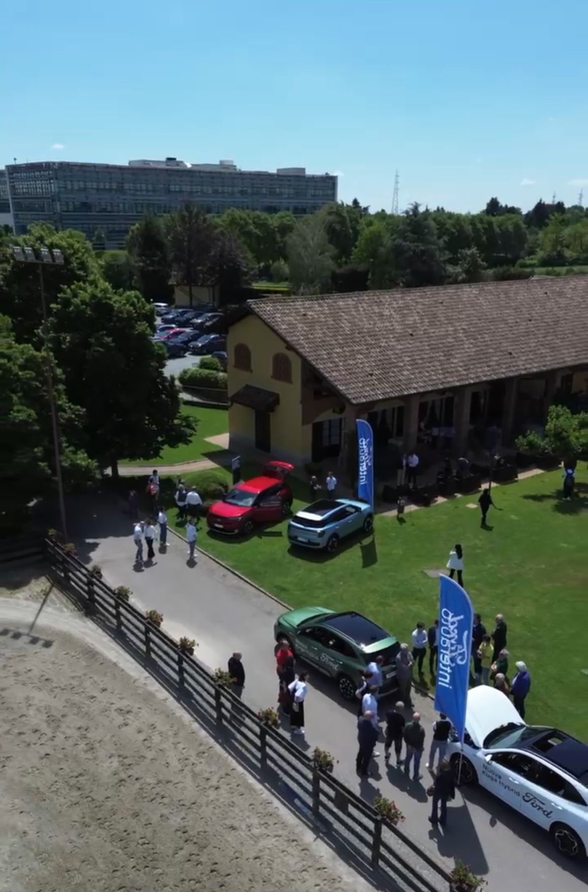 interauto presenta ford kuga 4