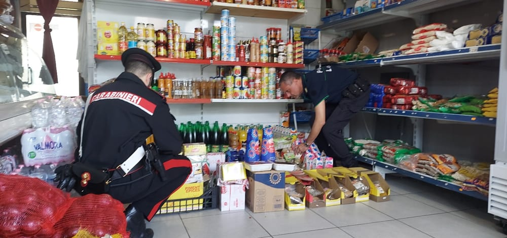 macelleria chiusa dai carabinieri 1