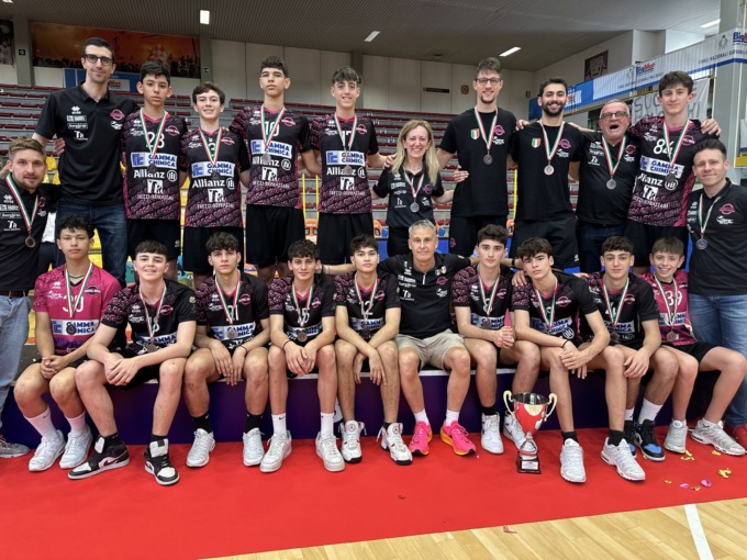 L’Under 15 dei Diavoli rosa Powervolley medaglia di bronzo nazionale