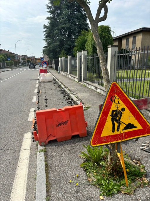 Nuova pista ciclabile in via Piave, lavori in corso a Gessate