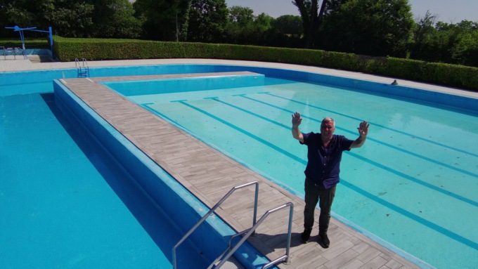Riapre la piscina di Pioltello e lo fa con le miss di Reginetta d’Italia