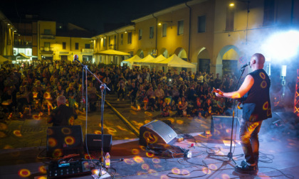 Buona la prima per Melzo Estate: cibo, arte e musica tra le piazze e nei palazzi