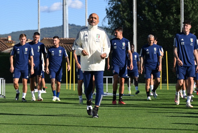 Maxischermo all’aperto a Cologno Monzese per le partite della Nazionale