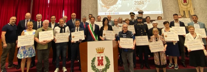 Cerimonia di consegna dei “Sesto d’Oro”: donne e uomini che danno lustro alla città