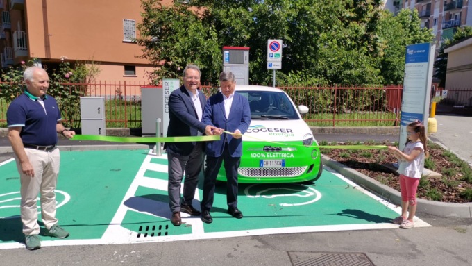 Inaugurata a Vignate la prima colonnina di ricarica di Cogeser per la mobilità elettrica
