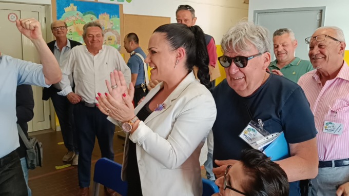 Festa per la sindaca uscente a Cassina de’ Pecchi Elisa Balconi