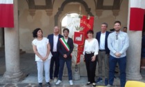 Torri ha giurato, cerimonia all'aperto per il nuovo sindaco di Tezzo