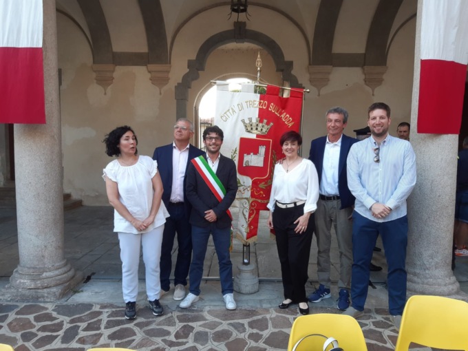 Torri ha giurato, cerimonia all’aperto per il nuovo sindaco di Tezzo