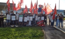 Basiano, sciopero: braccia incrociate alla Decathlon