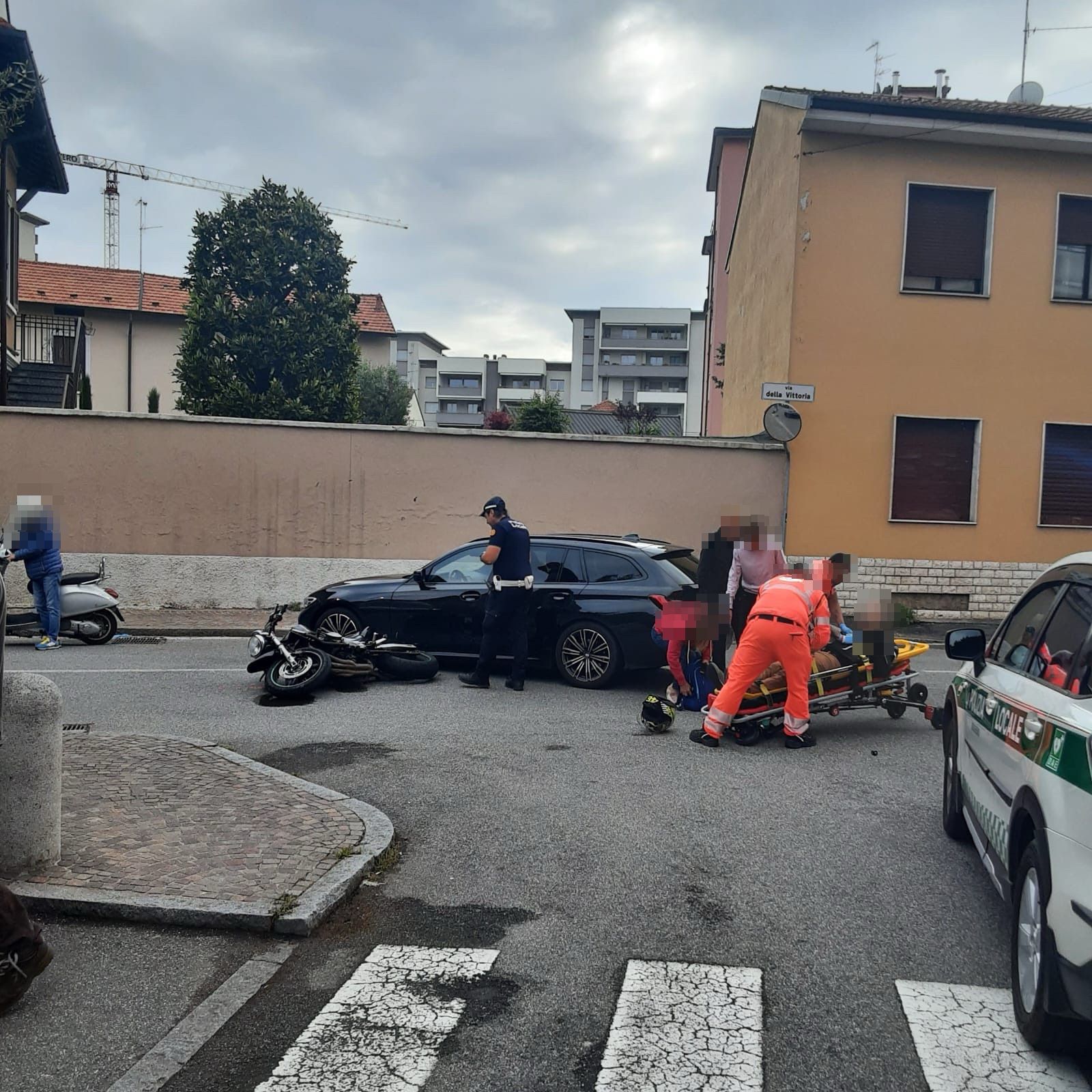 incidente auto moto 2