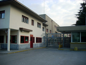 Caos al carcere di Monza: un detenuto muore soffocandosi con un sacchetto, un altro appicca un incendio