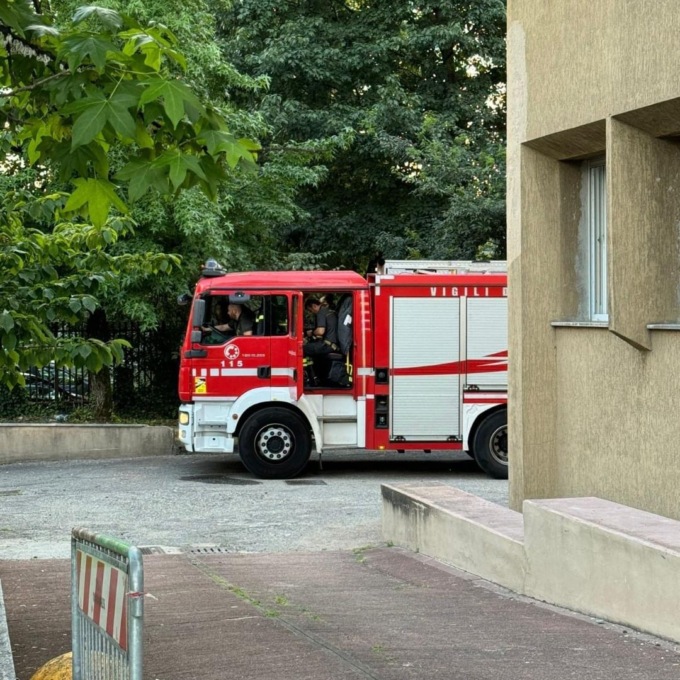 Incendio nel Poliambulatorio di Cologno Monzese, una persona in ospedale
