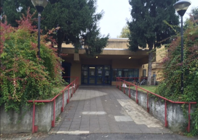 Infiltrazioni a scuola, intervento alla primaria di via Don Milani a Cernusco sul Naviglio